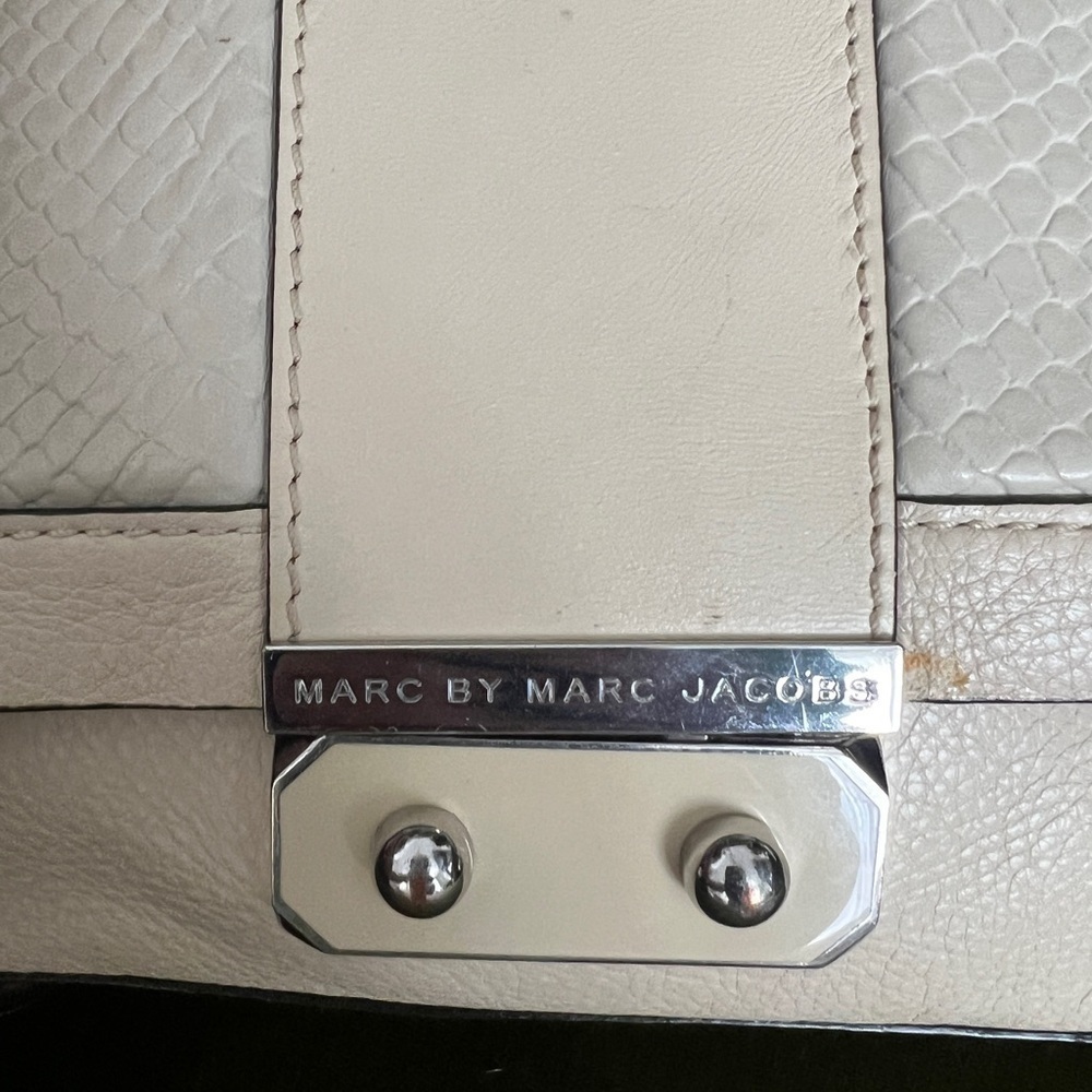 Marc by Marc Jacobs White Crossbody Bag - Picture 5 of 12